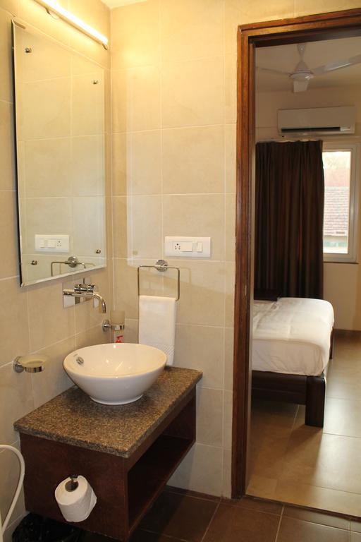 קלנגוטה Veera Strand Park Serviced Apartments מראה חיצוני תמונה