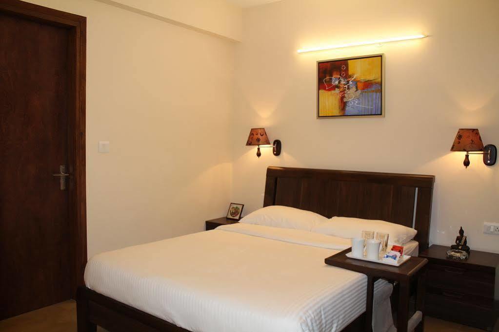 קלנגוטה Veera Strand Park Serviced Apartments מראה חיצוני תמונה